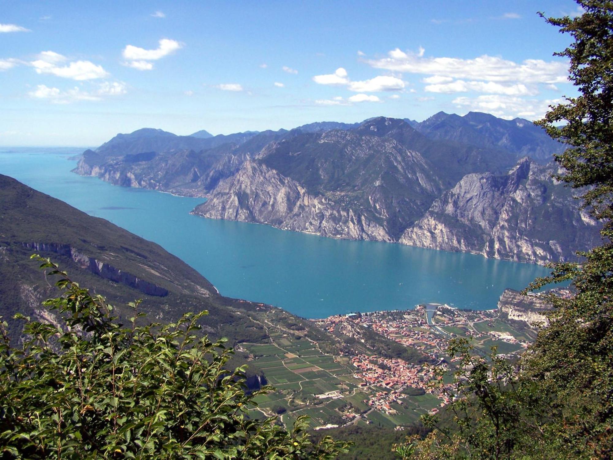 Ferienwohnung Casa Di Nin Torbole Sul Garda Exterior foto